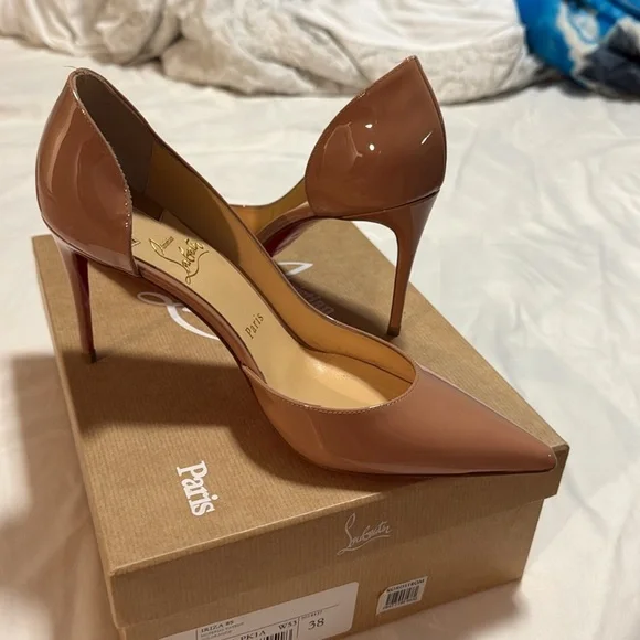 Iriza Christian louboutin heels - Picture 3 of 9